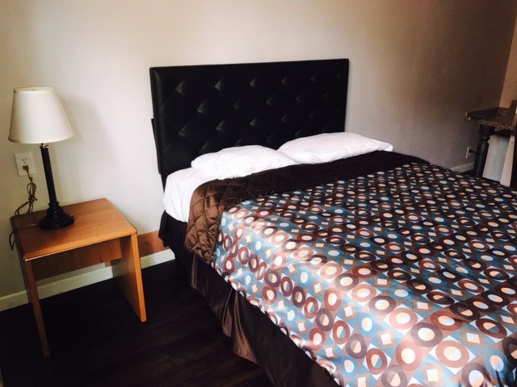 Kings Row Inn Milwaukie Kültér fotó