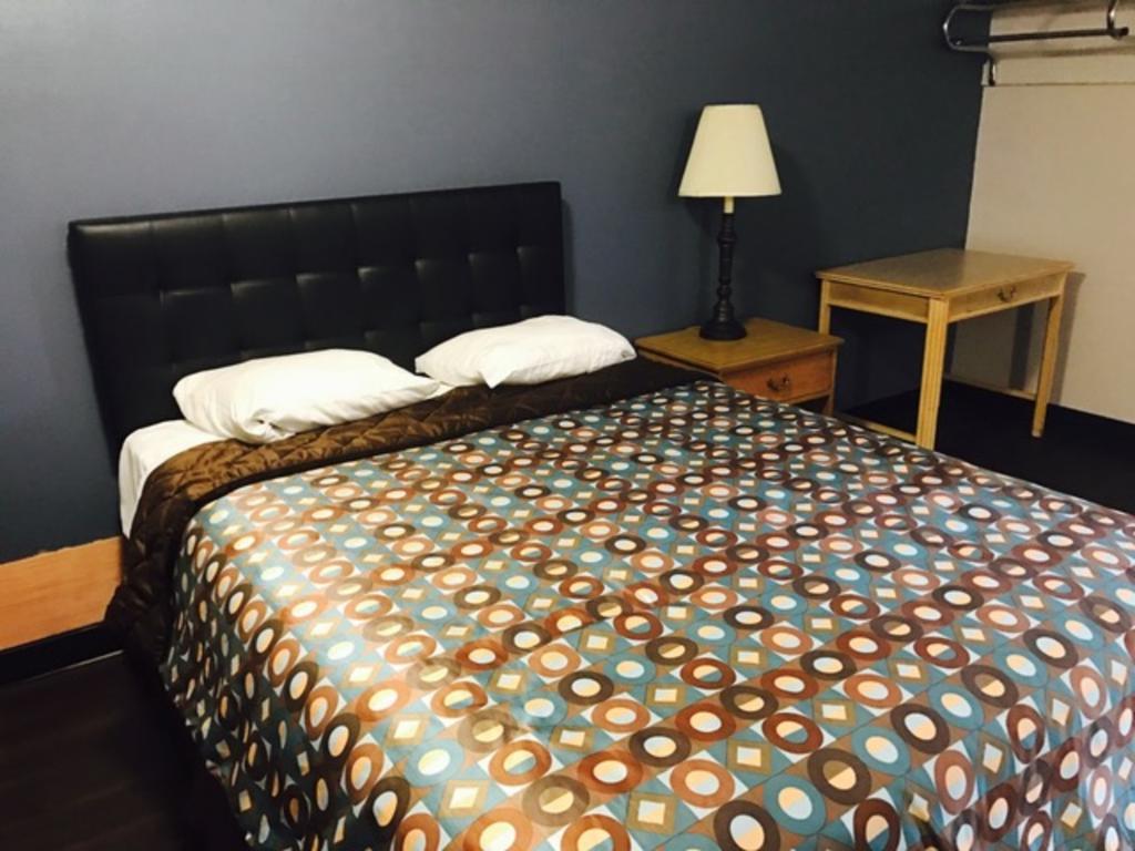 Kings Row Inn Milwaukie Kültér fotó