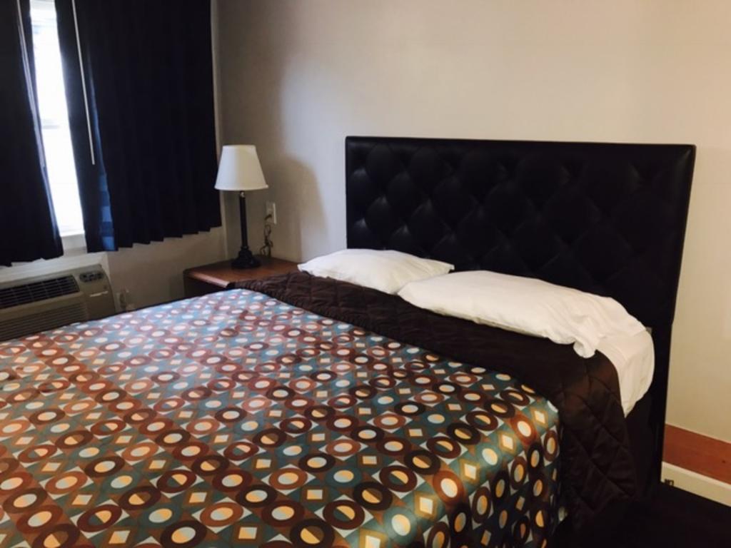 Kings Row Inn Milwaukie Kültér fotó