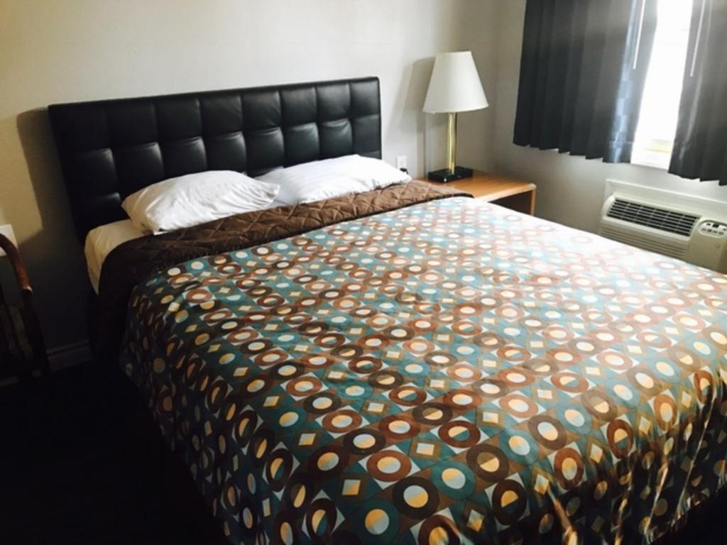 Kings Row Inn Milwaukie Kültér fotó