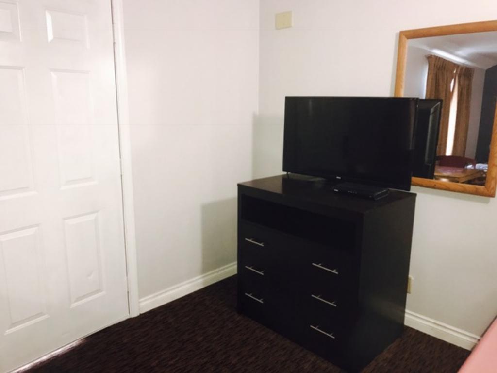 Kings Row Inn Milwaukie Kültér fotó