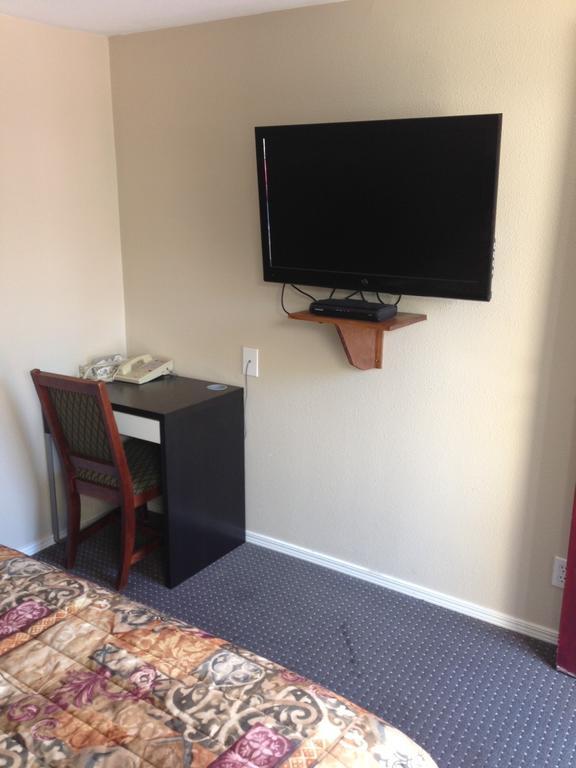 Kings Row Inn Milwaukie Szoba fotó
